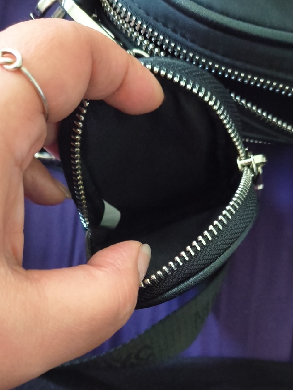 Very Cute Steve Madden Crossbody/Fanny Pack Purse - Picture 9 of 12